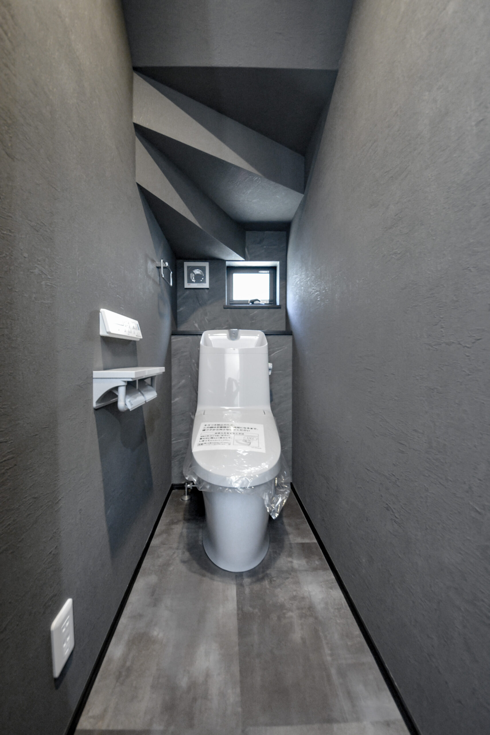 【1階トイレ②】