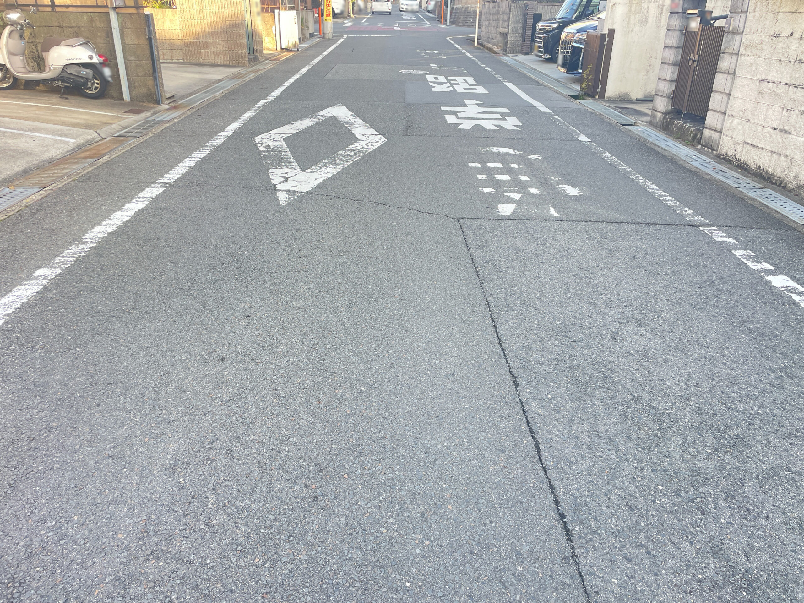 枚方市藤阪元町　売土地　前面道路