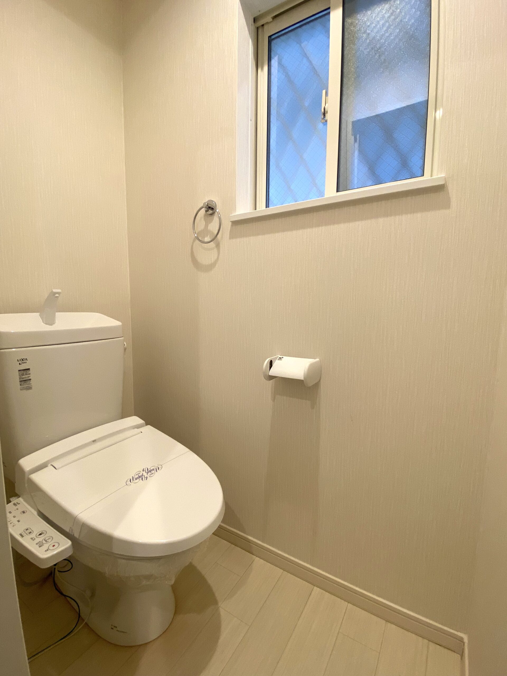 中宮西之町　中古戸建　2階トイレ