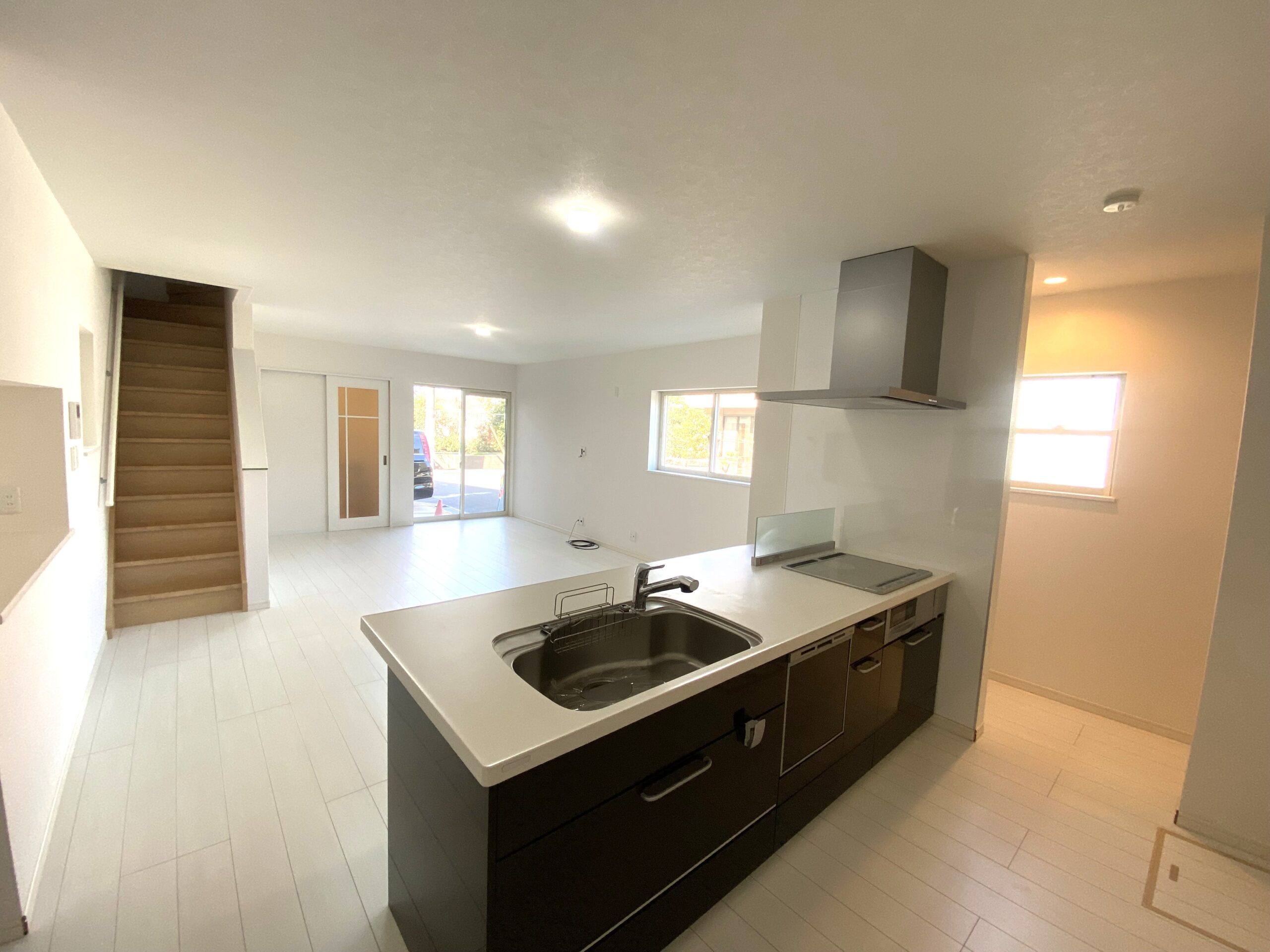 中宮西之町　中古戸建　対面式キッチン